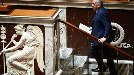 Sparkpaket: Frankreichs Regierungschef Bayrou will Feiertage streichen, um zu sparen
