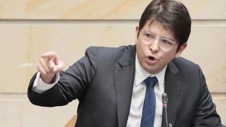 Hieren a bala al precandidato a la presidencia y senador de Colombia, Miguel Uribe Turbay: hay un sospechoso detenido