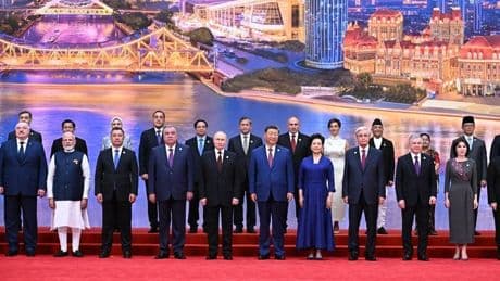 El mundo más autoritario se fortalece en China frente a Occidente