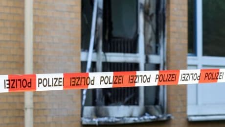 Verdacht auf Brandstiftung: Nach Brand in Klinik: Haftrichter entscheidet am Nachmittag