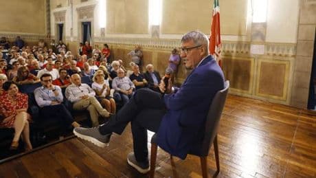 Landini: “I soldi agli imprenditori non mancano, ora rinnovino i contratti e aumentino i salari”