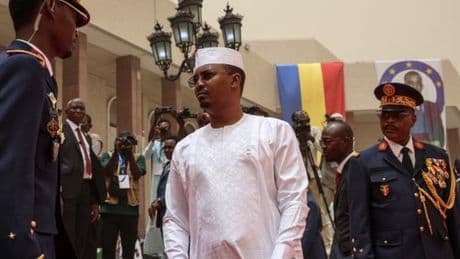 Au Tchad, le président Déby radie plusieurs hauts gradés sur fond de dissensions sur la guerre au Soudan