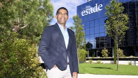 "Las escuelas 'top' desaparecerán de los ránking si no se adaptan a los cambios"