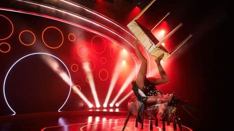 Sabrage's superstar foot-juggler: meet Emma Phillips
