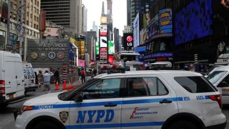New York City: Drei Verletzte nach Schüssen auf Times Square – Teenager festgenommen