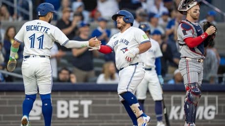 Jays open homestand with 10-4 rout of Twins