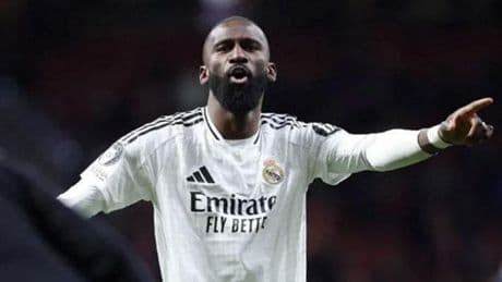 Rudiger'e 'hakeme cisim fırlattığı' için 6 maç ceza!