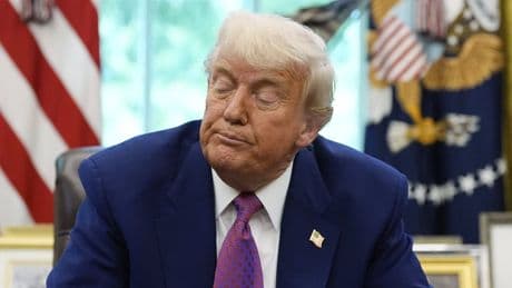 Trump'tan yenilenebilir enerji projelerine veto