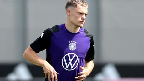 Joshua Kimmich reacts to Florian Wirtz rejecting Bayern Munich to join Liverpool