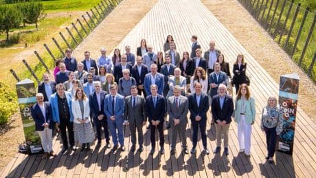 El RETECH regional de los gemelos digitales: unidad y colaboración en el fondo, disparidad en las formas
