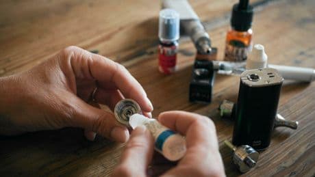Qu’est-ce que la métatine, ce dérivé de la nicotine qui inquiète
