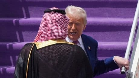 Mega-Geschenke von den Ölscheichs - Wie käuflich ist Trump?