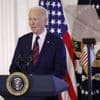 Un enregistrement audio et un livre-enquête relancent le débat sur l’acuité mentale de Joe Biden