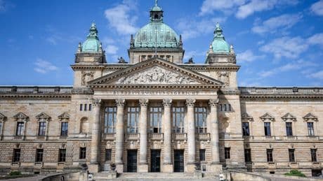 Bundeswehr-Gericht knallhart - Hauptfeldwebel wegen Sex mit Kameraden-Gattin bestraft