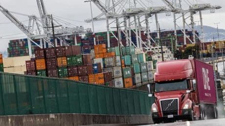 « Sur mes dix employés, je n’en ai qu’un qui travaille » : sur la côte ouest des Etats-Unis, les ports gelés par la guerre commerciale