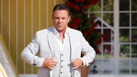 Moderator und Schlagerstar: Trauer um Mutter: Stefan Mross sagt "Immer wieder sonntags" ab