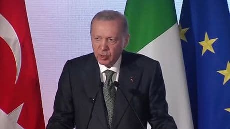 Cumhurbaşkanı Erdoğan: Türk ekonomisi büyümeyi sürdürüyor