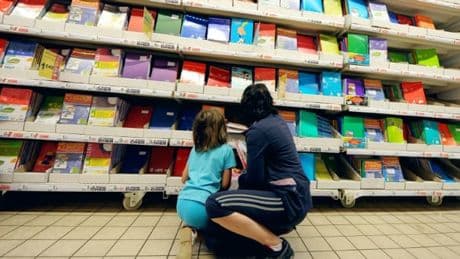 La Caf va-t-elle vraiment verser 180 euros à toutes les familles de collégiens?