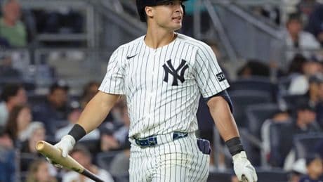 Struggling Yankees shortstop Anthony Volpe dealing with shoulder issue months after feeling ‘pop’