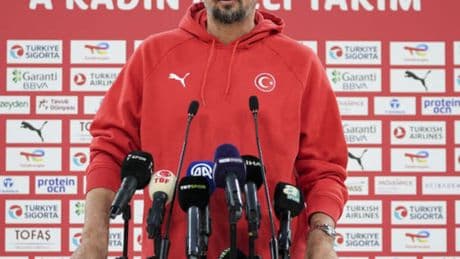 "İnşallah kadın basketbolunun yükseleceği bir yaz olur"