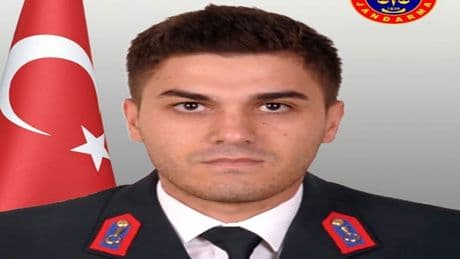 Bakan Yerlikaya acı haberi duyurdu: Eğimli arazide düşen jandarma personeli şehit oldu