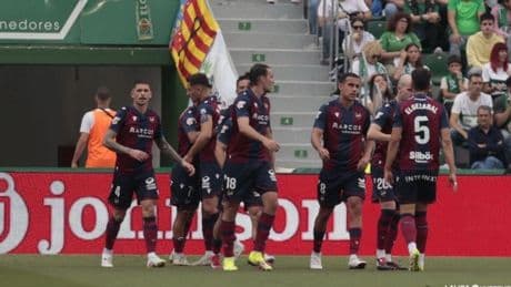 El Levante aprieta la zona alta de Segunda al ganar en Elche