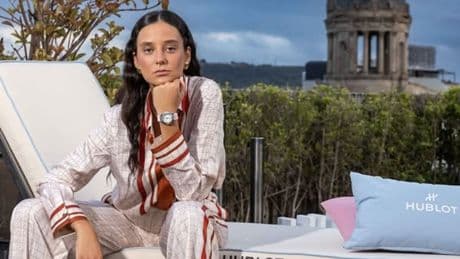 Sorprendente cambio de look de Victoria Federica en sus eternas vacaciones en Marbella