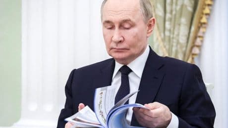 Rusia critica la ofensiva de EE UU pero descarta defender a Irán