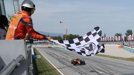 Piastri ni se inmuta para ganar el GP de España mientras Verstappen se sulfura en Montmeló