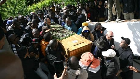 Assassinat d'Aboubakar Cissé : le corps du jeune Malien rapatrié dans son pays d’origine pour «un dernier hommage»