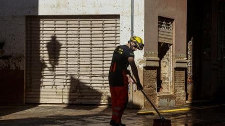 Emergencias envió bomberos al Poyo, pero no consta quién los retiró antes de la dana