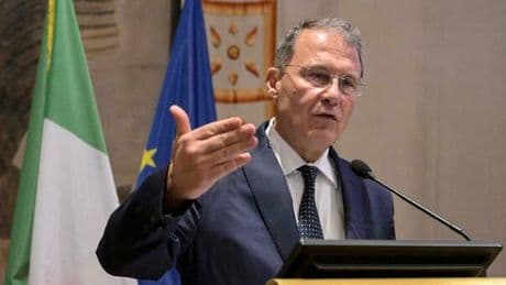 Tre candidati civici per la Campania ma la scelta finale sarà di Meloni