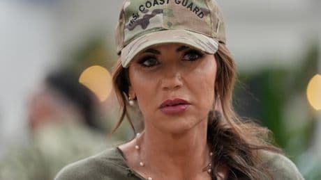 Noem asks Hegseth to exceed Trump’s order and force the military to arrest LA citizens to protect ICE agents