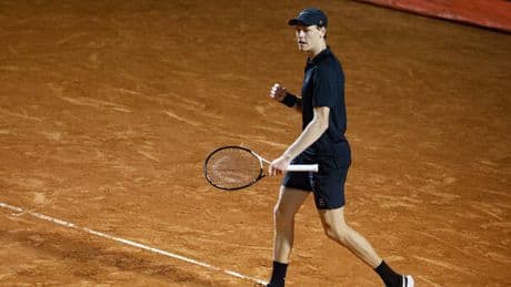 Sinner ascolti record su Sky: 800 mila spettatori hanno visto la vittoria di Jannik su Cerundolo