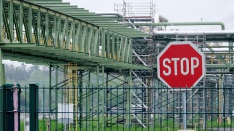 Sorge um Industriestandorte: Chemiegewerkschaft: Eine Baustelle nach der anderen im Osten