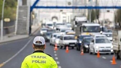 İstanbul'da yarın bazı yollar trafiğe kapatılıyor! Fenerbahçe Beko'nun şampiyonluk kutlaması yapılacak