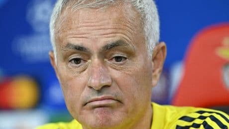 Mourinho'nun sözlerine tepki yağıyor: Kimse Fenerbahçe'den büyük değildir