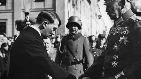 'El fracaso de la república de Weimar': cómo muere una democracia desde dentro