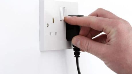 UK households urged to unplug 3 'vampire appliances' draining bank accounts