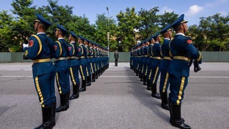 Conviés à une cérémonie à Pékin, les diplomates européens font tout pour éviter Poutine