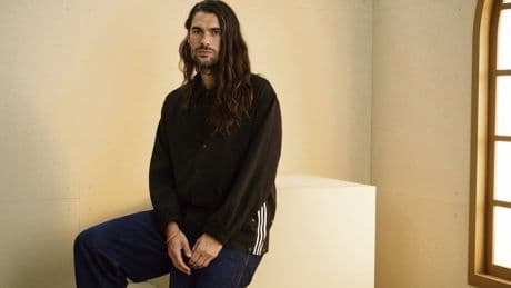 Oliver Laxe, réalisateur de « Sirât » : « Je mets le doigt là où ça fait mal »