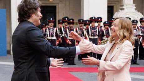 Meloni y Milei, cuarta escena de abrazos y sonrisas en seis meses