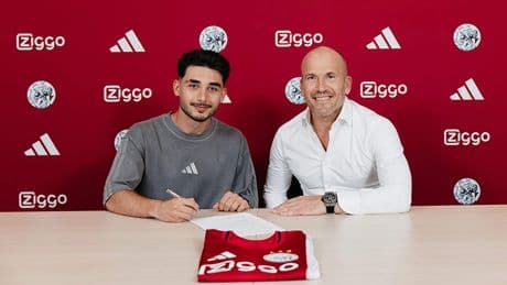 Ajax maakt komst Raúl Moro wereldkundig: ’Hij is snel en technisch vaardig’