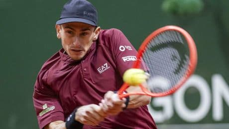 Matteo Arnaldi chi è: la fidanzata australiana, i guadagni in carriera e il ranking. Tutto quello da sapere sull'italiano al Roland Garros