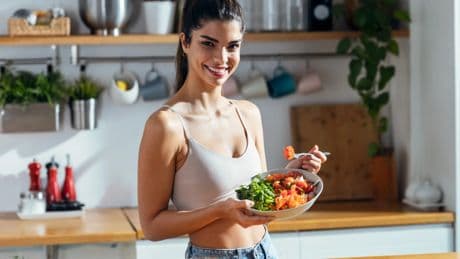 Elena Garrido, nutricionista: &quot;Entre comida y comida hay que esperar 4-5 horas si queremos evitar SIBO&quot;
