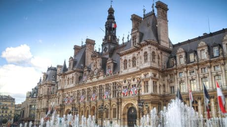 «Un trou de 120 millions d’euros» dans le budget : à Paris, l’opposition veut saisir la Chambre régionale des comptes