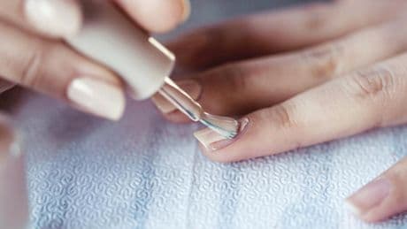 Las uñas francesas ya no se llevan: esta es la manicura original que llevan las españolas más elegantes