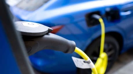 Brandschutz: Feuerwehren gerüstet für Brände bei E-Autos