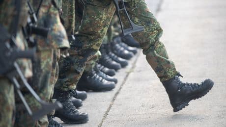 Bundeswehr gegen Datenschutz - Keine Ahnung, wo eine Million Reservisten sind