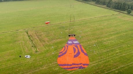 Vrouw (66) overleden na ongeluk met luchtballon, was werkuitje: ’Ingeslagen als een bom’